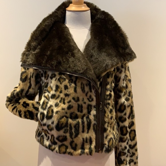 Guess faux fur cheetah print NWOT Size XS - Picture 1 of 5